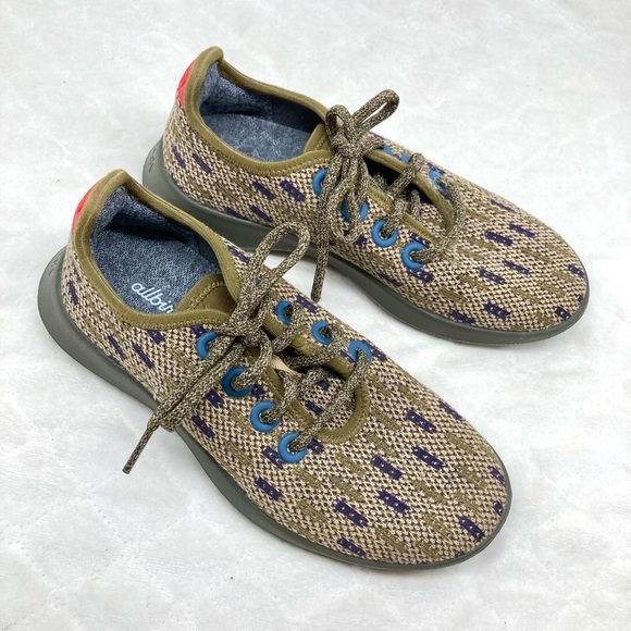Allbirds Limited Edition The Met 150 Tree Runner Shoes - Picture 4 of 15